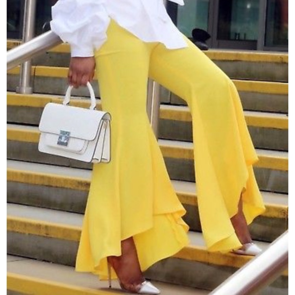 COPY - NWT ZARA YELLOW ASSYMETRIC RUFFLE TROUSERS PANTS🔥